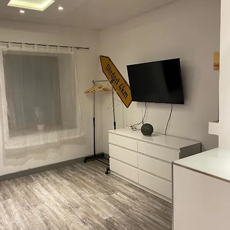 Ferienwohnung Walbrzych Blisko Teatru Exterior foto